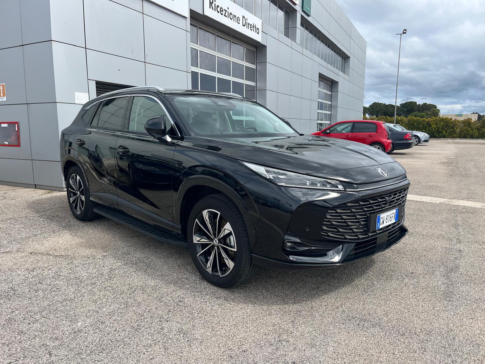 MG HS 1.5 Hybrid+ C/A Luxury
