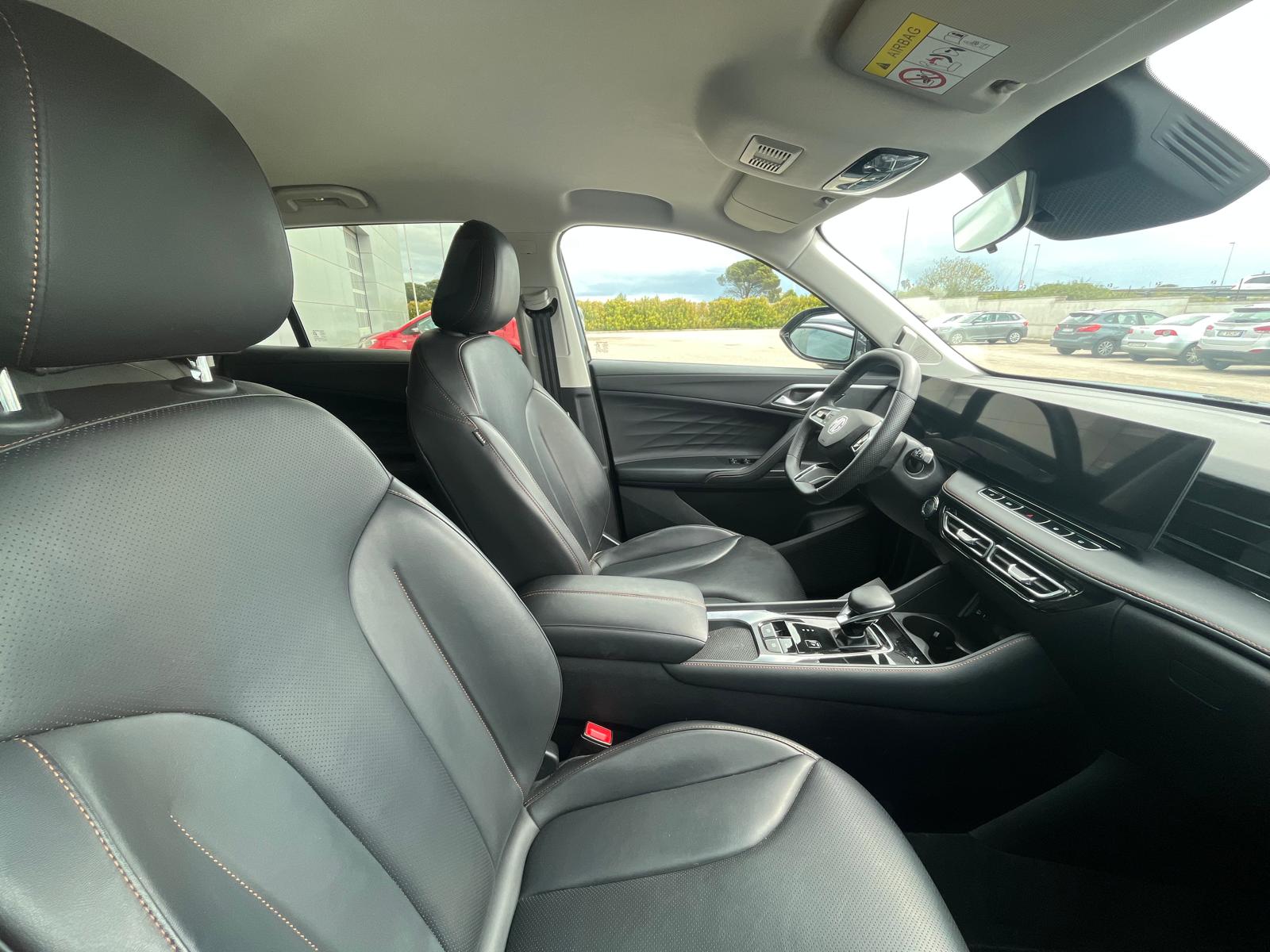 MG HS 1.5 Hybrid+ C/A Luxury