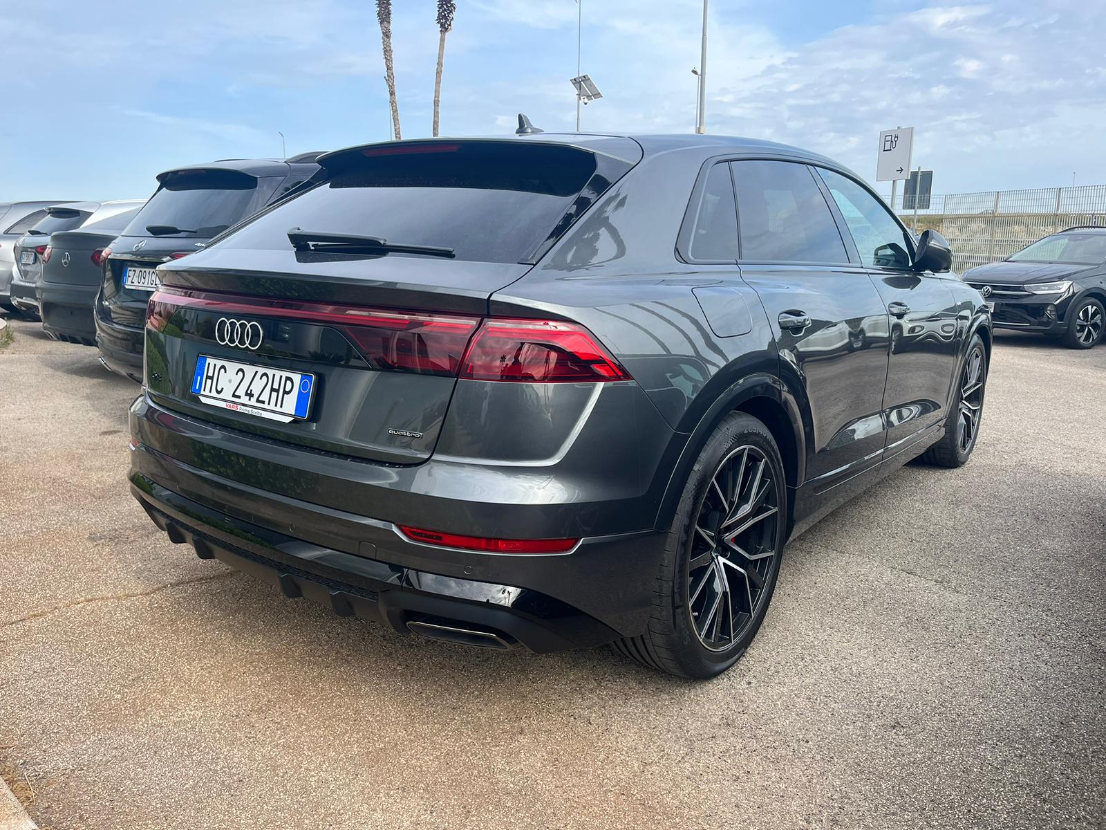 Q8 SUV TDI 286CV Tiptronic S-Line
