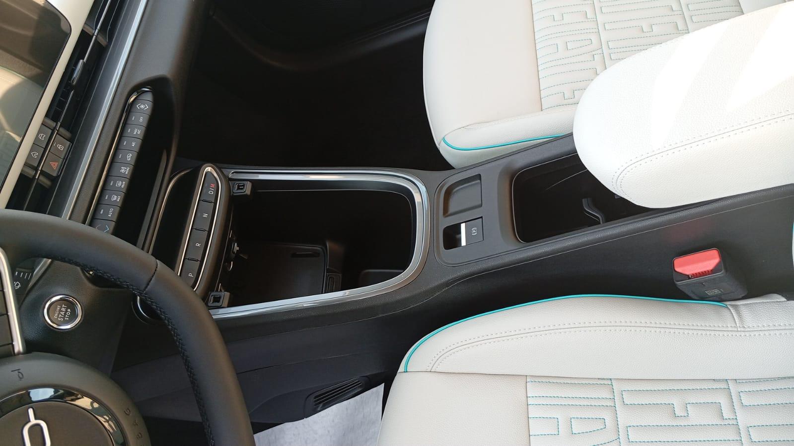 600 Hybrid 110 CV DCT MHEV La Prima C/A
