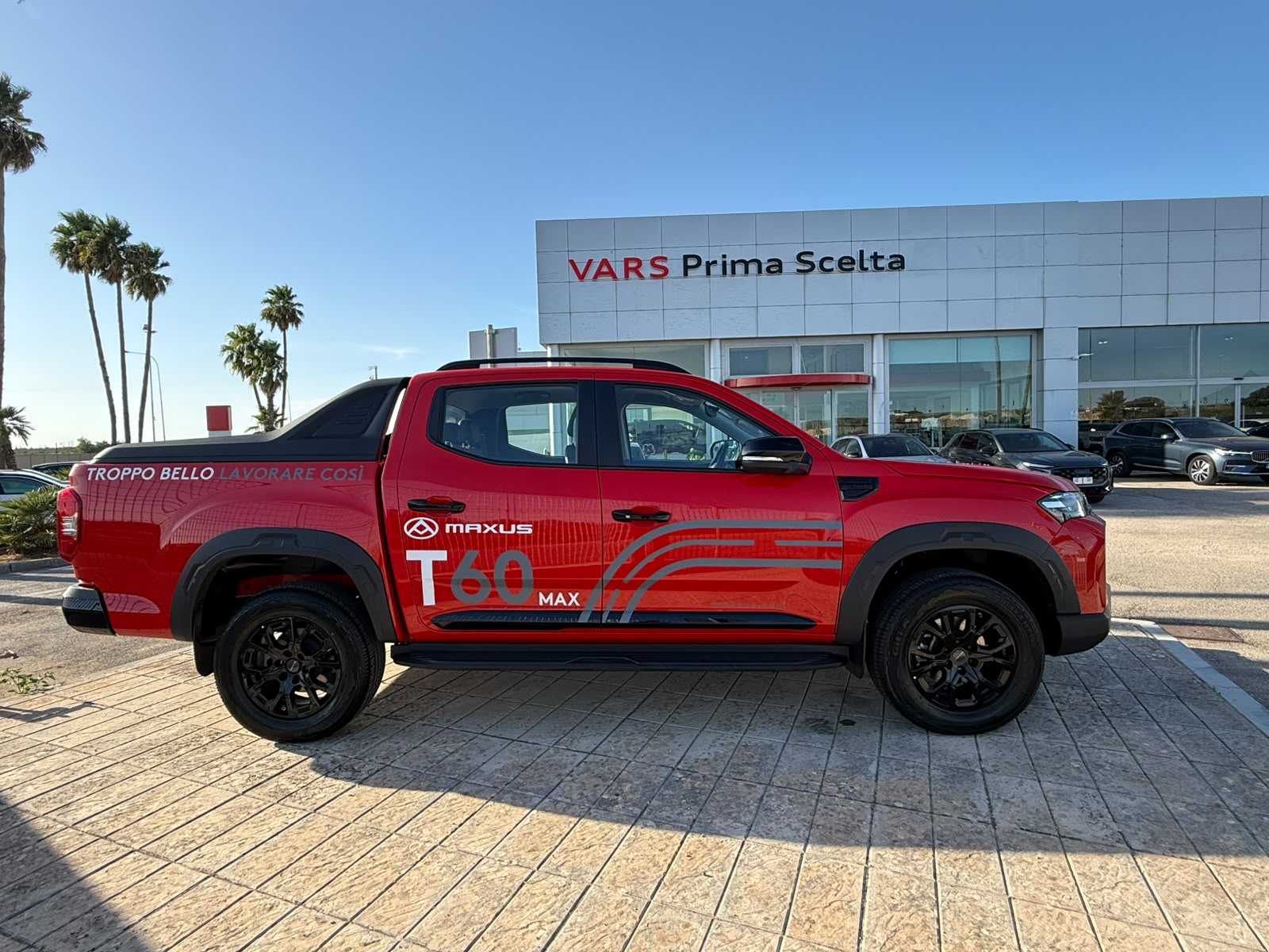 T60 MAX 2.0D Twin Turbo Luxury