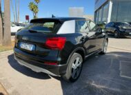 Q2 30 TDI Stronic Identity Black